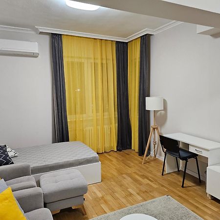 Spacious Aristocratic Apt. With A Colourful View Sófia Exterior foto