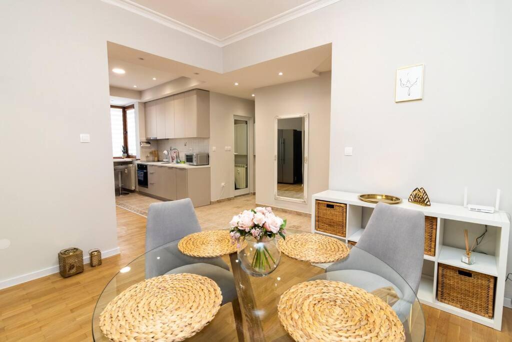 Spacious Aristocratic Apt. With A Colourful View Sófia Exterior foto